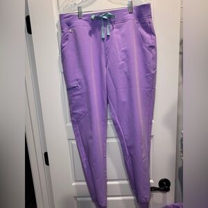 Women’s Figs in Lilac Dawn